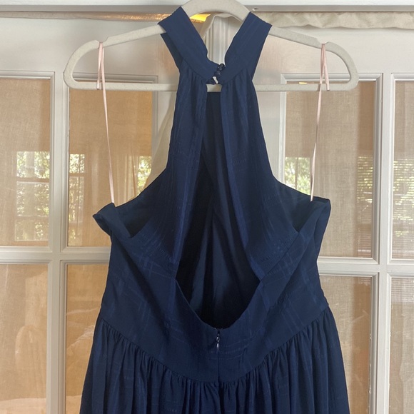 Gal Meets Glam Mia Twist Chiffon Dress - Picture 4 of 8